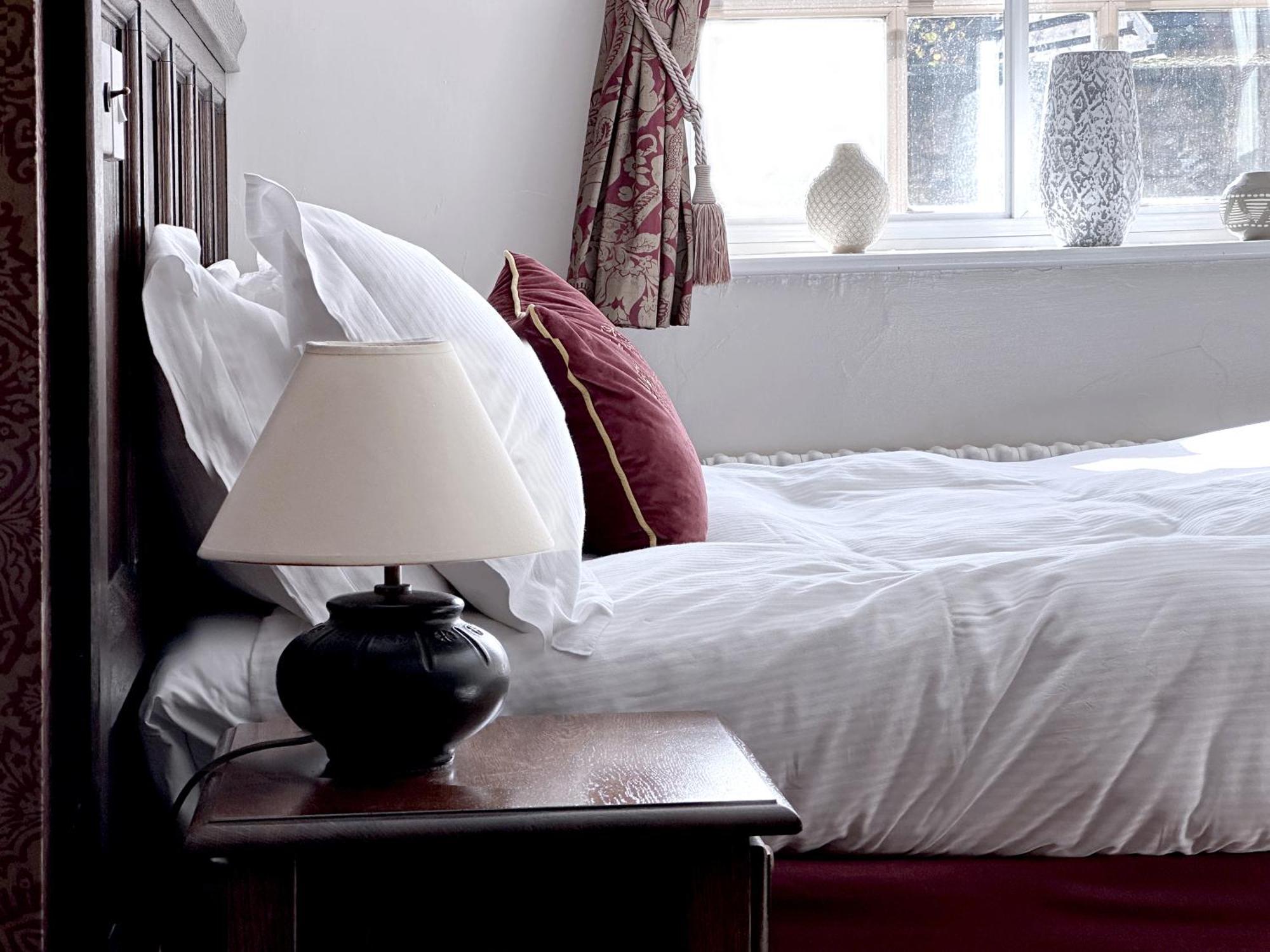 The Crown At Marnhull Hotel Sturminster Newton Room photo