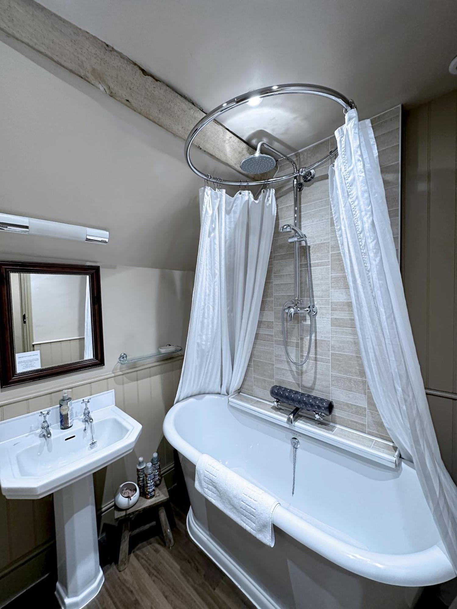 The Crown At Marnhull Hotel Sturminster Newton Room photo